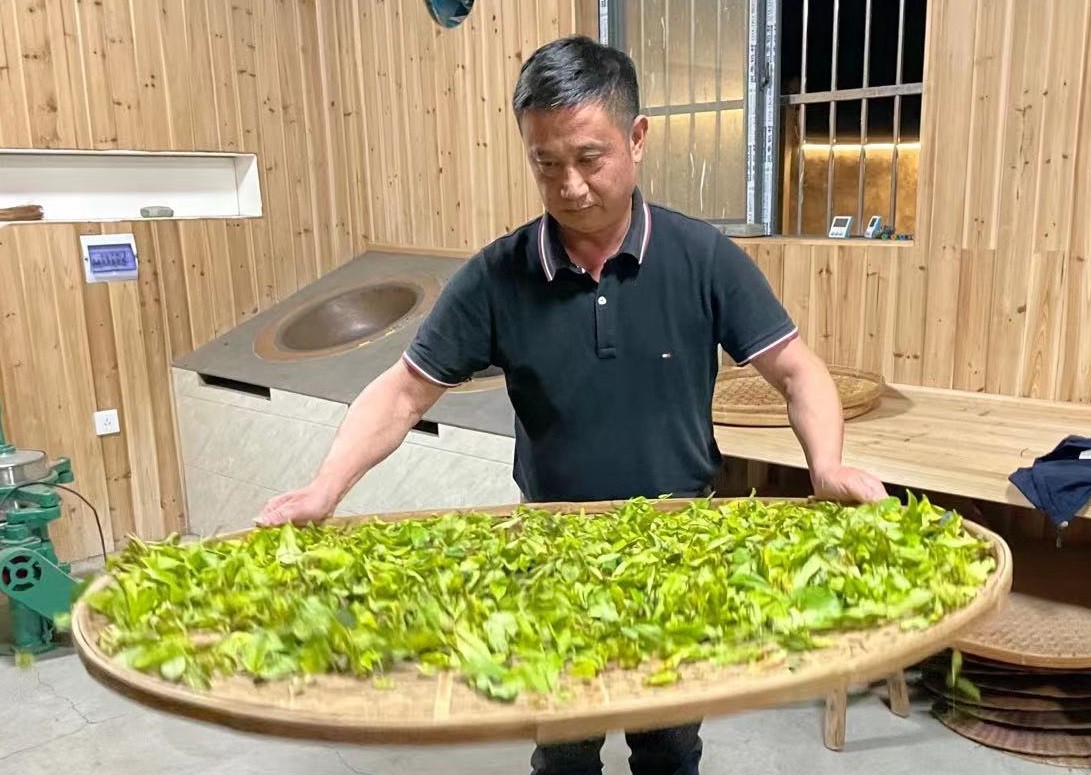 《2021抖音電商生態(tài)發(fā)展報告》顯示，抖音電商作者數以及收入增長規(guī)模數據可觀