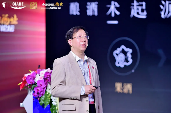 供應(yīng)鏈運(yùn)營過程中核心的三個(gè)崗位分別是商品運(yùn)營、直播運(yùn)營、電商運(yùn)營和場(chǎng)控